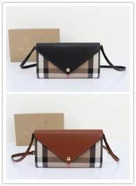 Picture of Burberry Handbags _SKUfw231633069fw